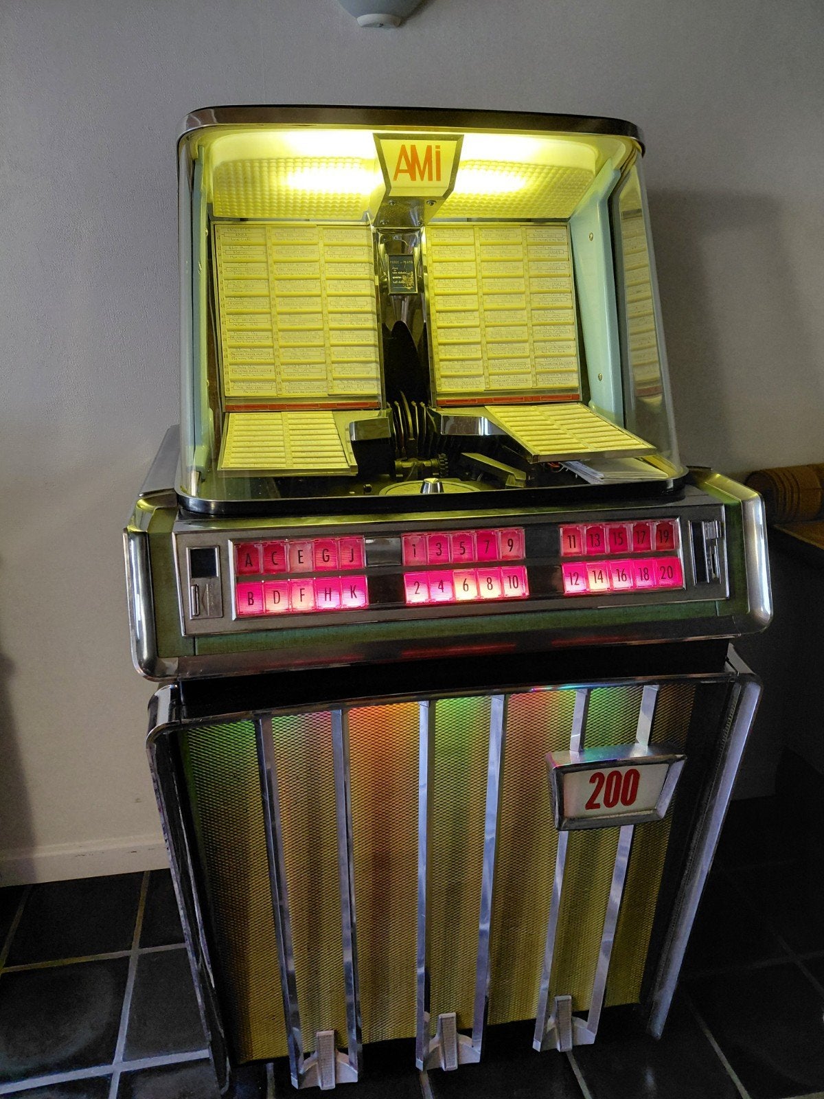 Ami J200 mono jukebox, Ophalen, 1950 tot 1960, Ami