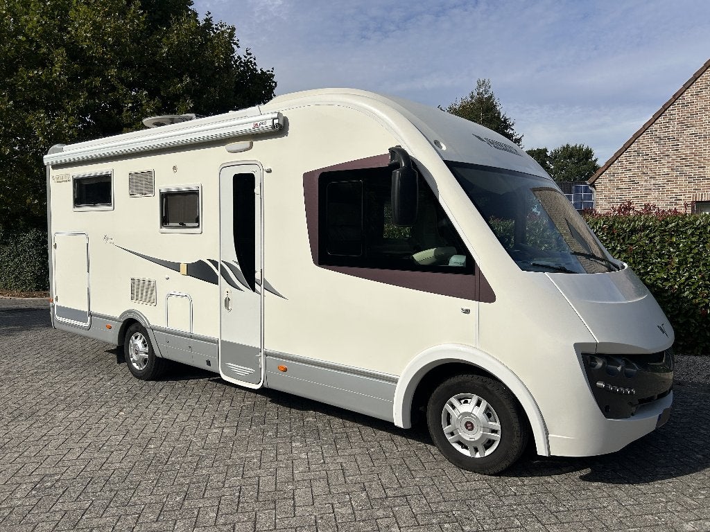 Mobilvetta K-yacht MH84 integraal 2012, Ringverwarming, ABS, 7 tot 8 meter, Particulier