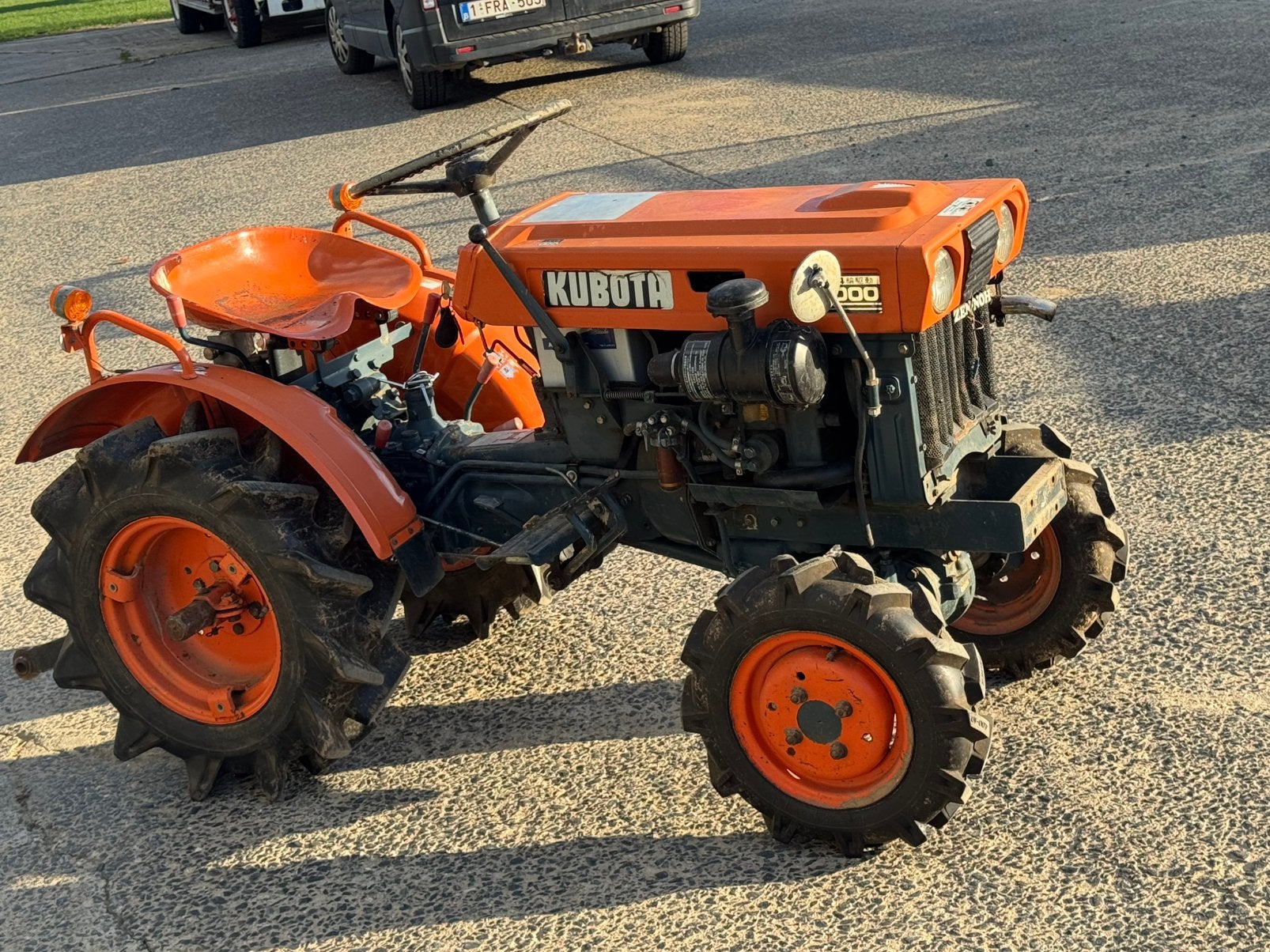 Kubota b5000, Articles professionnels, Enlèvement