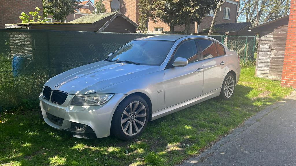BMW 320D E90 Facelift Mpakket, Auto's, BMW, Euro 5, Achterwielaandrijving, Leder, 5 deurs