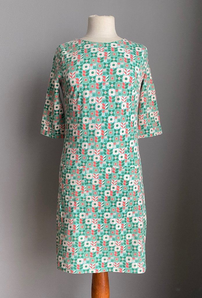 Kleurrijke retro jurk Cissi Och Selma maat XS, Kleding | Dames, Jurken, Zo goed als nieuw, Maat 34 (XS) of kleiner, Verzenden