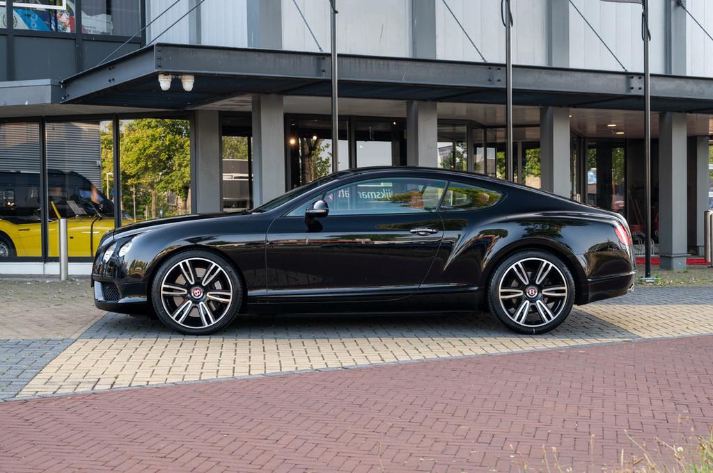 Bentley Continental GT 4.0 V8 Mulliner (bj 2012, automaat), Auto's, Automaat, 8 cilinders, Continental, Zwart