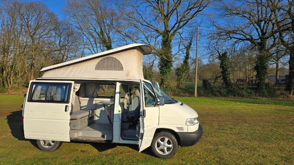 Volkswagen T4 Westfalia California 2.5 TDI climatisation, Caravanes & Camping, Camping-cars, Siège de train, Diesel, Wolfsburg
