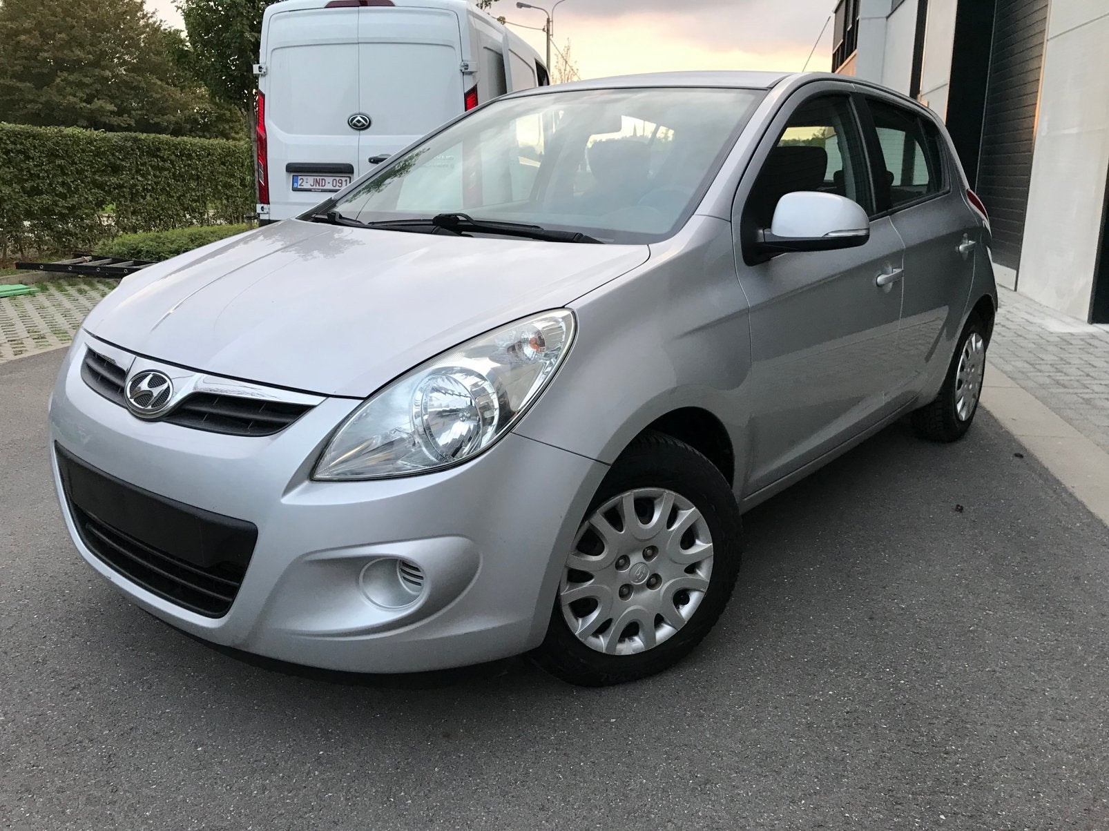 Hyundai i20-1.4i-Automatic-1ST handairco, Auto's, Stof, 1396 cc, Elektrische ramen, https://public.car-pass.be/vhr/bc43af4c-b2dd-4aa0-a9ea-af91f9ce6482