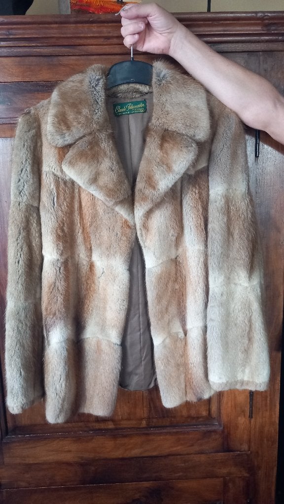 Veste fourrure beige et crème, Vêtements | Femmes, Autre, Taille 38/40 (M), Enlèvement ou Envoi, Beige