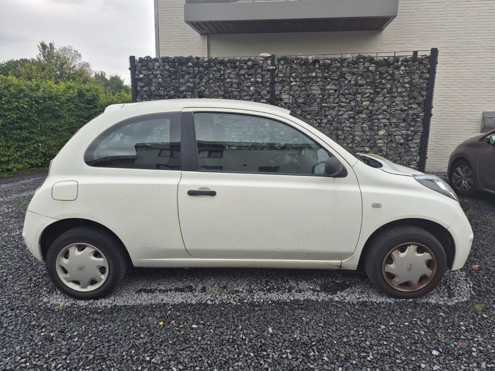 Nissan micra 2009, Auto's, Nissan, Voorwielaandrijving, Stof, Zwart, Wit