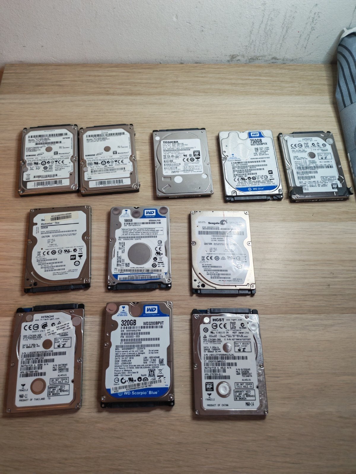 Lot van 11 stuks 2.5-inch Laptop Hardeschijven (HDD), Computers en Software, Harde schijven, Intern, Gebruikt, HDD, Ophalen of Verzenden