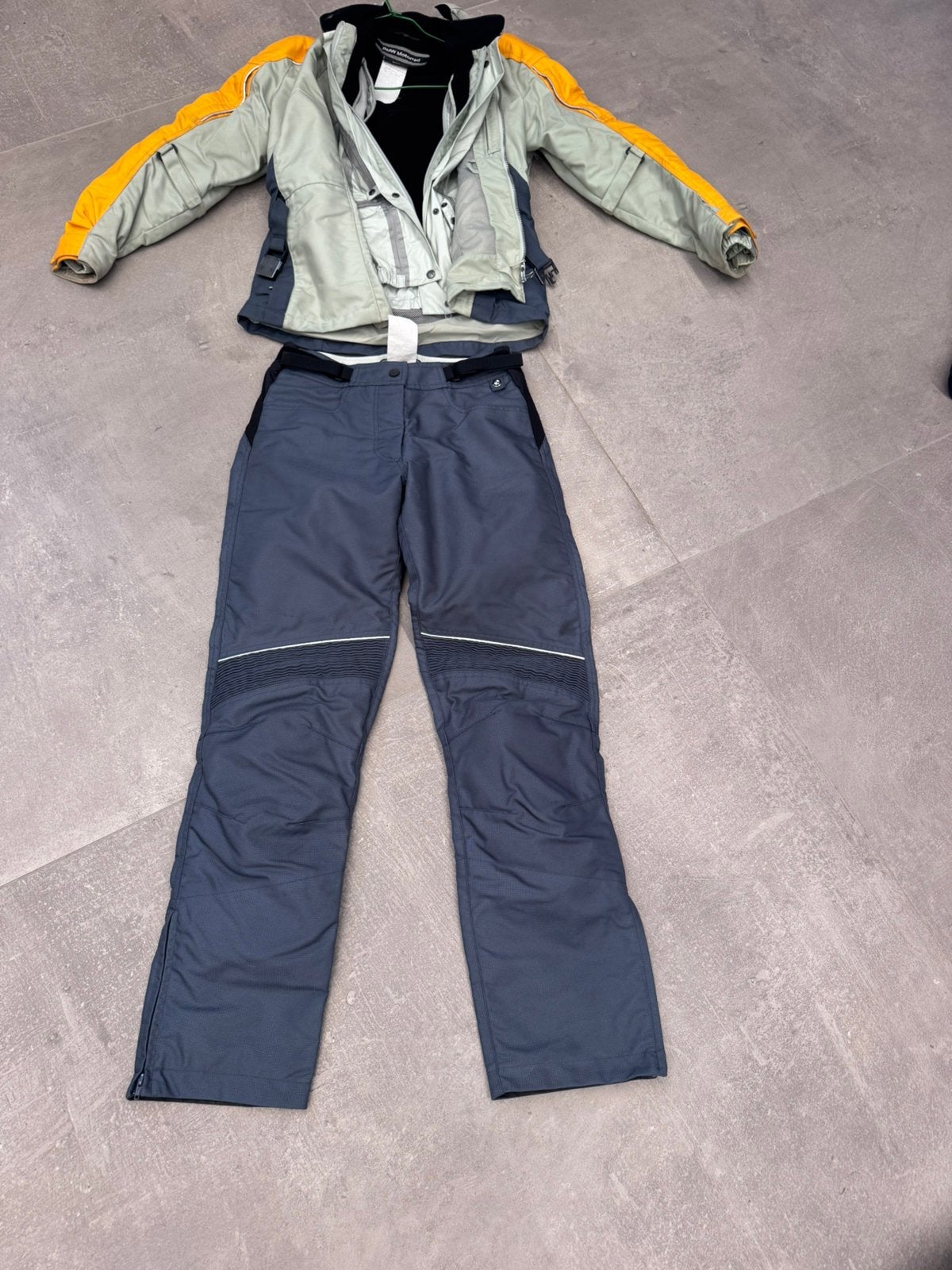 BMW JASJE EN BROEK damesset, Motoren, Ophalen of Verzenden, Nieuw zonder kaartje, Dames, Broek | textiel