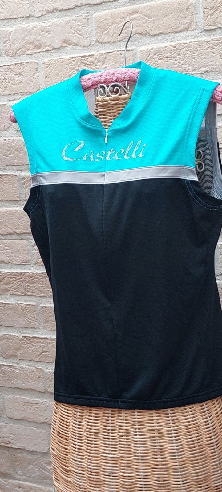sporttshirt maat l castelli, Kleding | Dames, Sportkleding, Meerkleurig, Maat 42/44 (L), Ophalen of Verzenden, Zo goed als nieuw