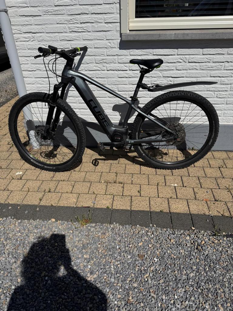 Mountainbike Cube ( elektrisch ), Ophalen, Zo goed als nieuw, Cube