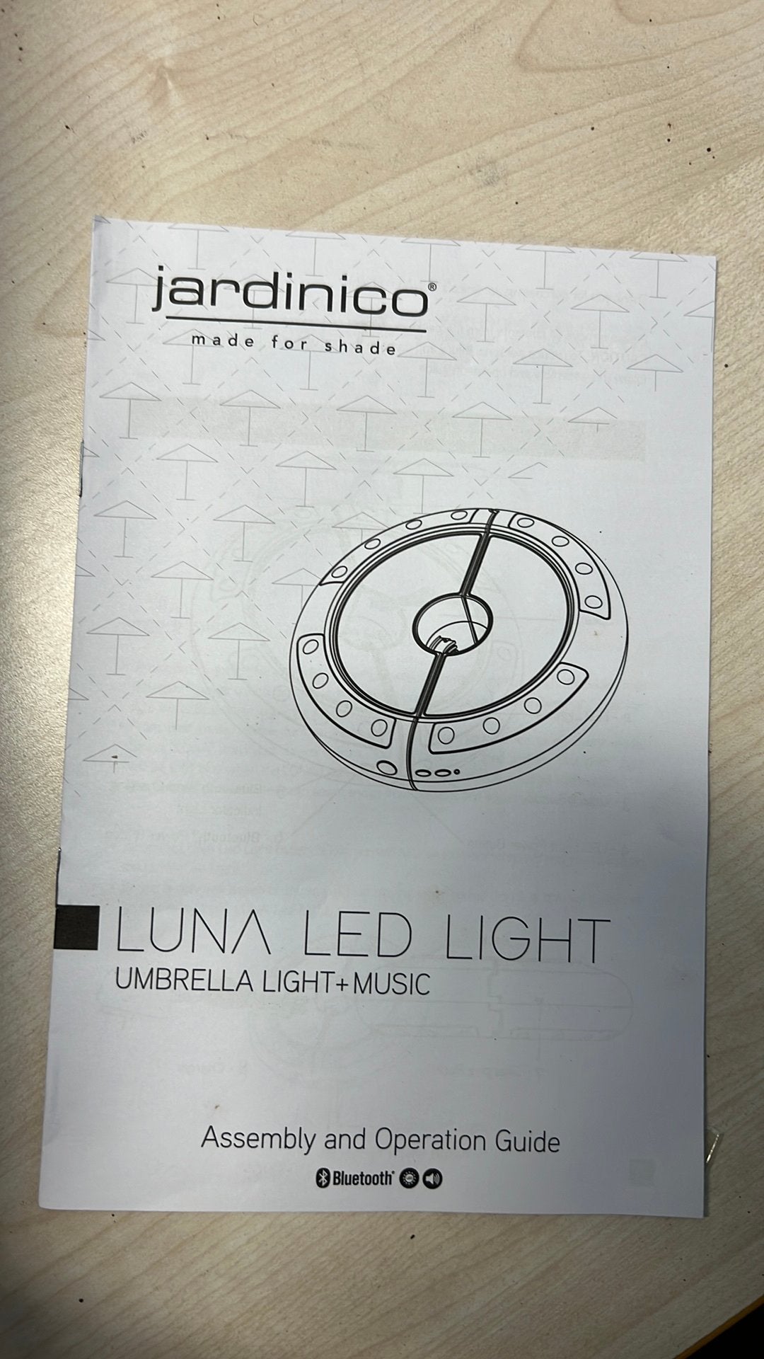 Umbrella light + music Jardinico, Jardin & Terrasse, Parasols, Enlèvement, Comme neuf