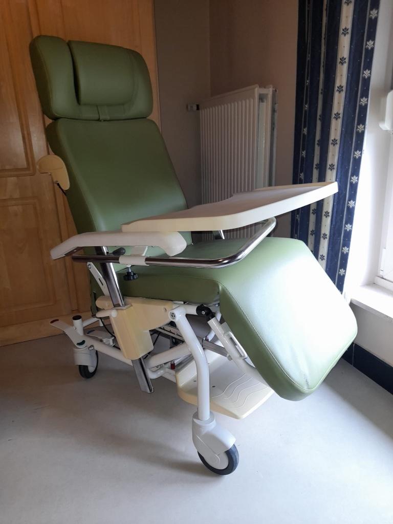 Fauteuil de repos Ergonomique Gériatrique Marque VERMEIREN, Divers, Divers Autre, Neuf, Enlèvement