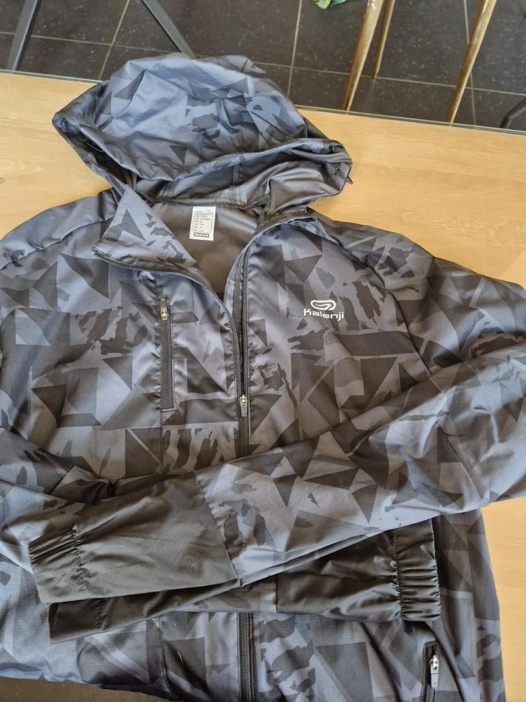 Regenjas merk Decathalon merk smal, Ophalen, Nieuw, Regenjas, Dames
