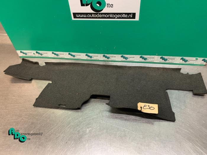 Coffre tapis d'un BMW 3-Serie, Autos : Pièces & Accessoires, Habitacle & Garnissage, Utilisé, 3 mois de garantie, Enlèvement ou Envoi