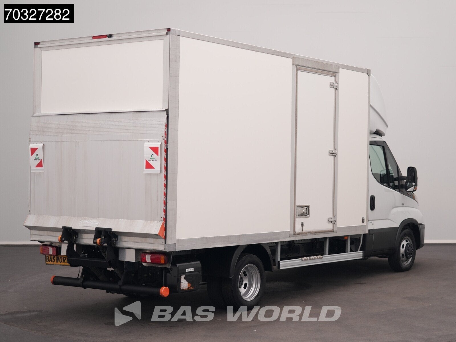 Iveco Daily 35C16 3.0L Laadklep Zijdeur Dubbellucht Bakwagen, Autos, Achat, Euro 6, Entreprise, Boîte manuelle