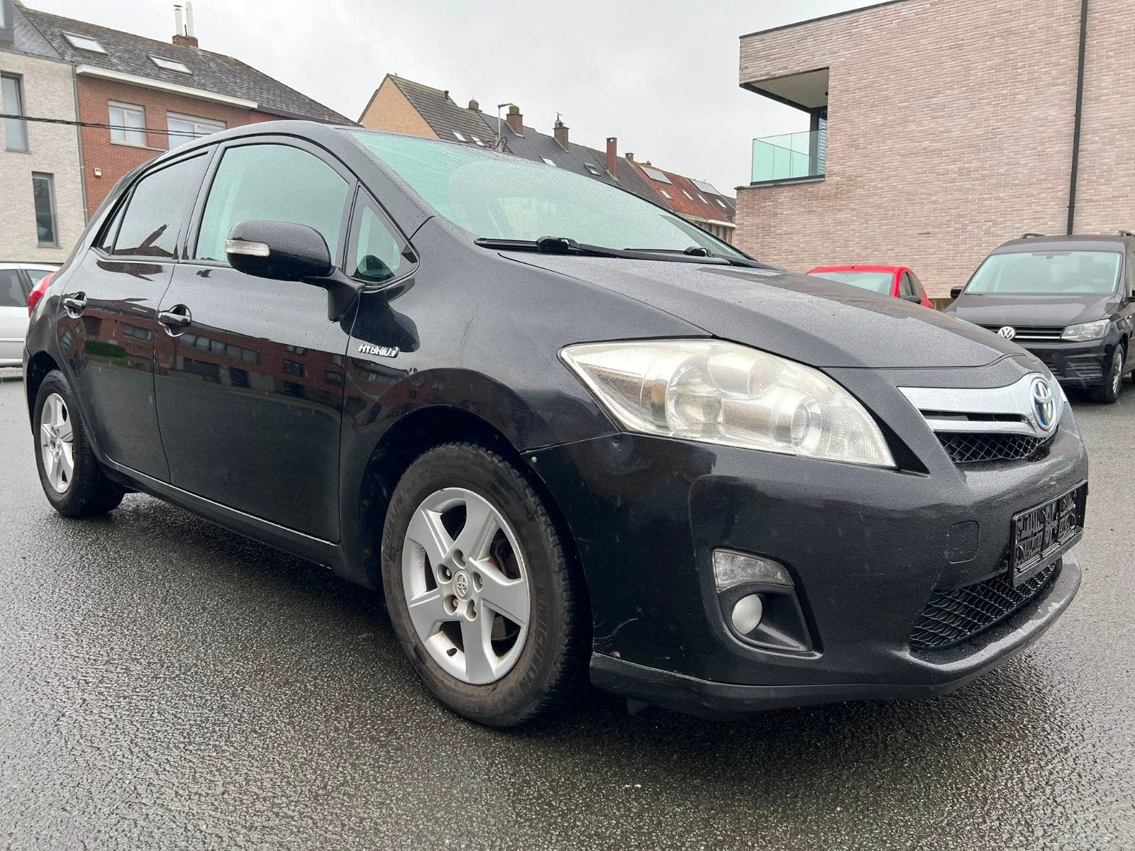 TOYOTA AURIS 1.8 I HYBRIDE, Auto's, Toyota, Euro 5, Stof, Automatische klimaatregeling, Zwart