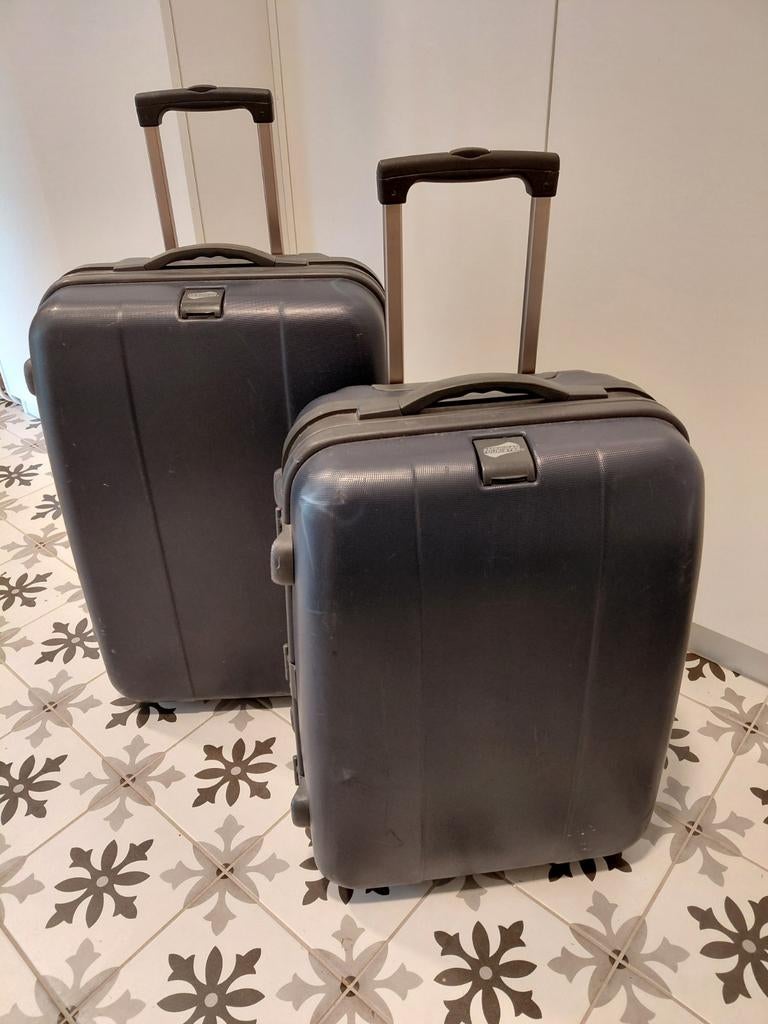 Set van 2 reiskoffers, Ophalen