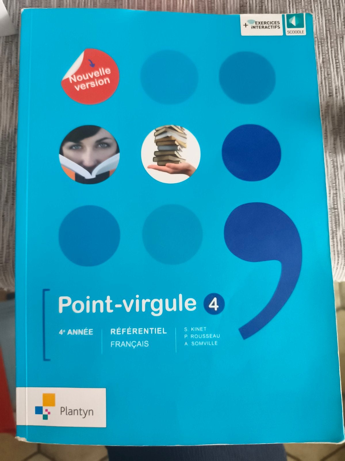 Point Virgule 4, Livres, Français