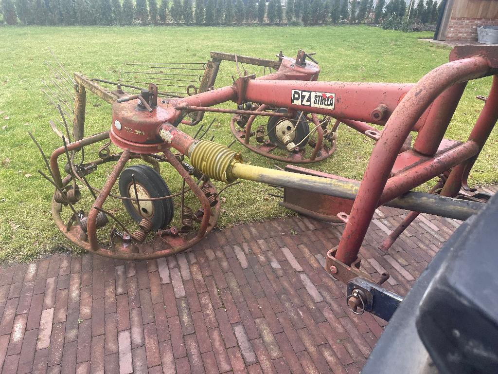 Originele Hooimachine pz strela, Articles professionnels, Agriculture | Outils, Cultures, Autre, Agricole, Enlèvement