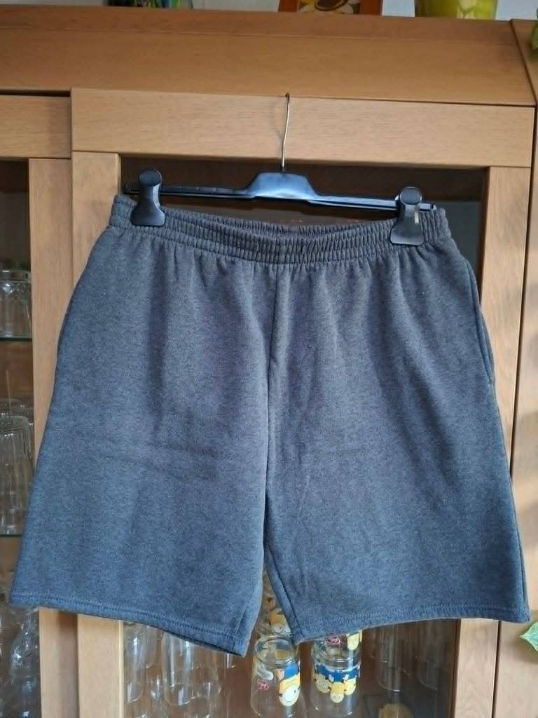 Zeeman : Short gris uni pour homme (XL) ÉTAT NEUF, Vêtements | Hommes, Pantalons, Comme neuf, Taille 56/58 (XL), Gris, Enlèvement ou Envoi