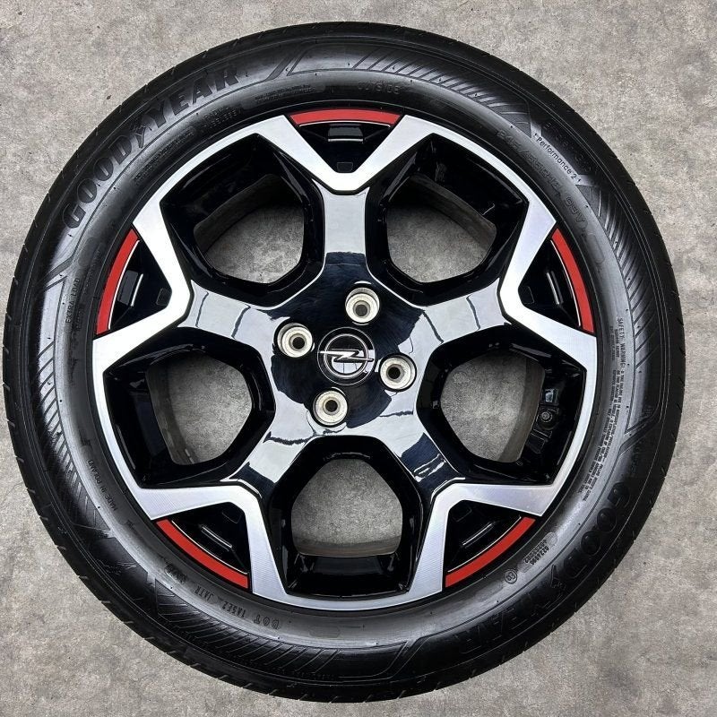 18 inch originele velgen + zomerbanden Opel Mokka, Autos : Pièces & Accessoires, Pneus et Jantes, 215 mm, Pneus été, -