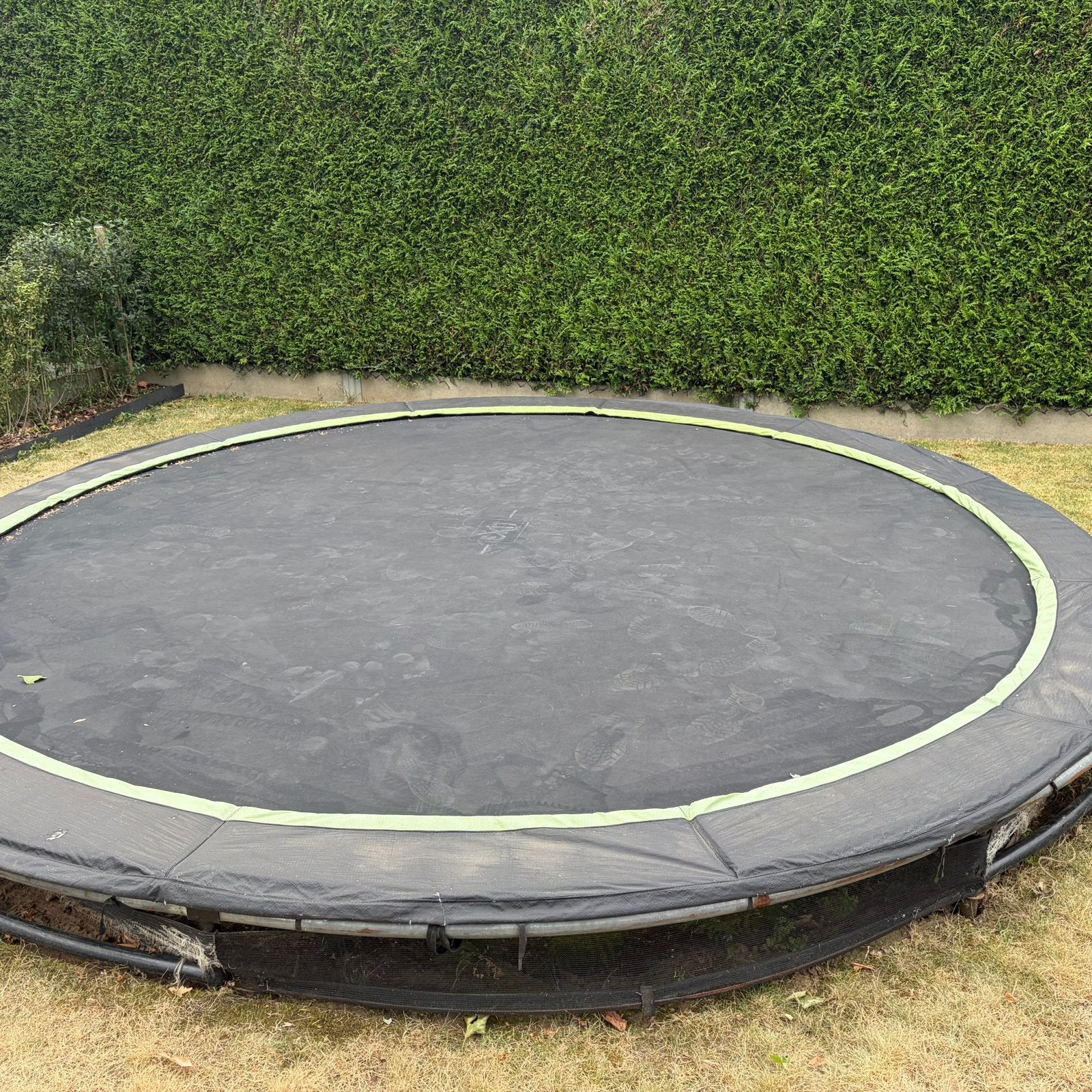 Trampoline ground exit 4,27cm GRATIS, Kinderen en Baby's, Speelgoed | Buiten | Trampolines, Ophalen, Gebruikt