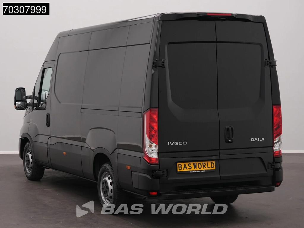 Iveco Daily 35S18 3.0L Automaat L2H2 180PK ACC Airco Camera, Auto's, Automaat, Stof, Euro 6, 4 cilinders