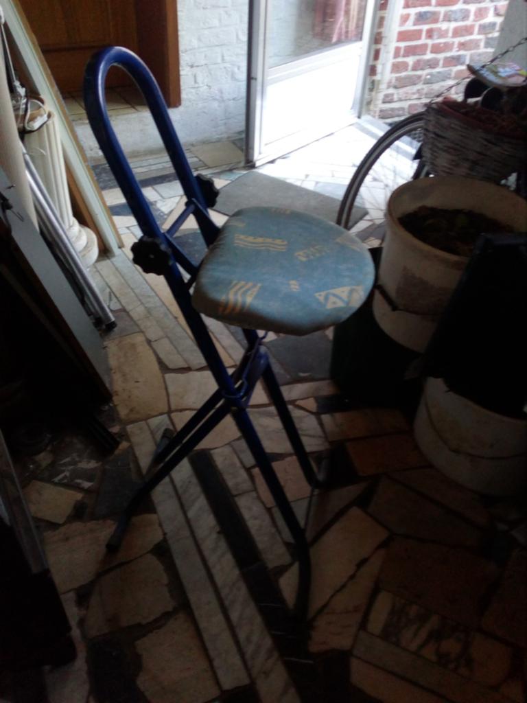 chaise à repasser, Enlèvement