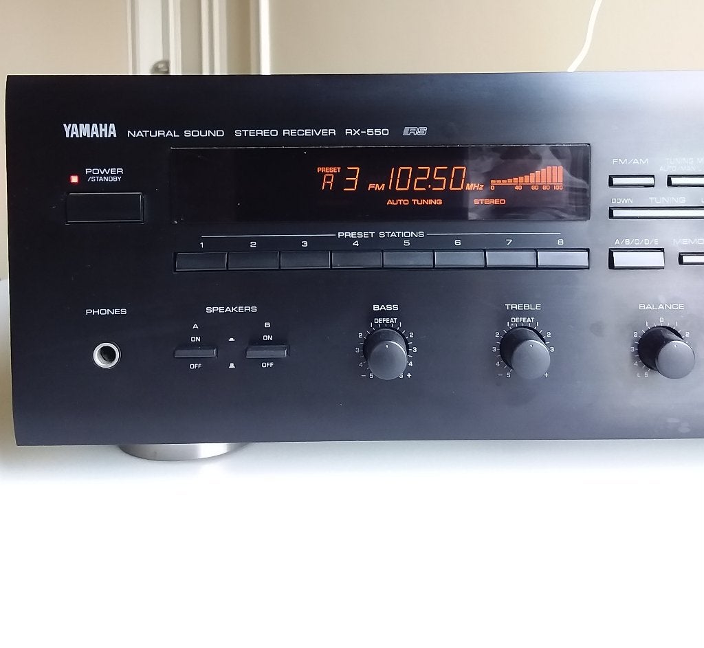Yamaha RX-550 Stereo Versterker Receiver met afstandsbed., TV, Hi-fi & Vidéo, Amplificateurs & Ampli-syntoniseurs, Enlèvement