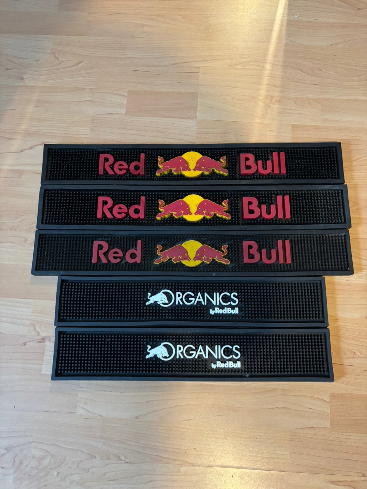 Lot de 5 Tapis de Bar Red Bull & Organics by Red Bull, Antiquités & Art, Enlèvement