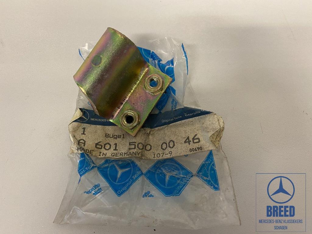 NOS beugel radiateurbevestiging Mercedes W601 W602 W611 T1 T, Neuf, -, -, Enlèvement ou Envoi