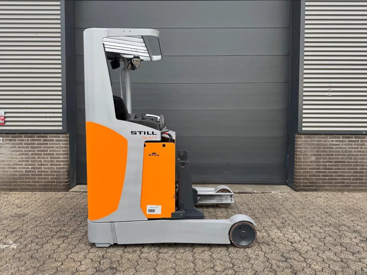 Still FM-X17 1,7 ton elektrische reachtruck, Articles professionnels, Machines & Construction | Chariots élévateurs & Transport interne