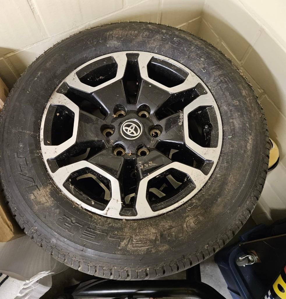 18” Toyota Hilux, Land cruiser banden + velgen 265/60R18, Ophalen, 18 inch, 265 mm, Nieuw