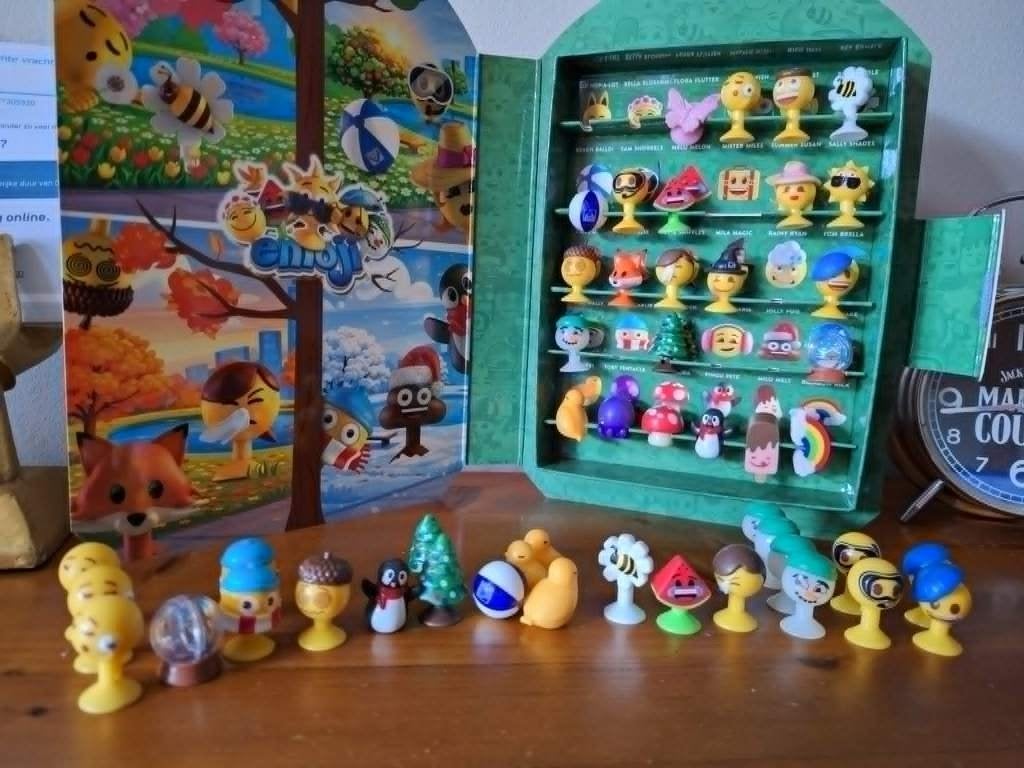 UPDATE 29/08 aldi emoji, Verzamelen, Poppetjes en Figuurtjes, Ophalen, Nieuw