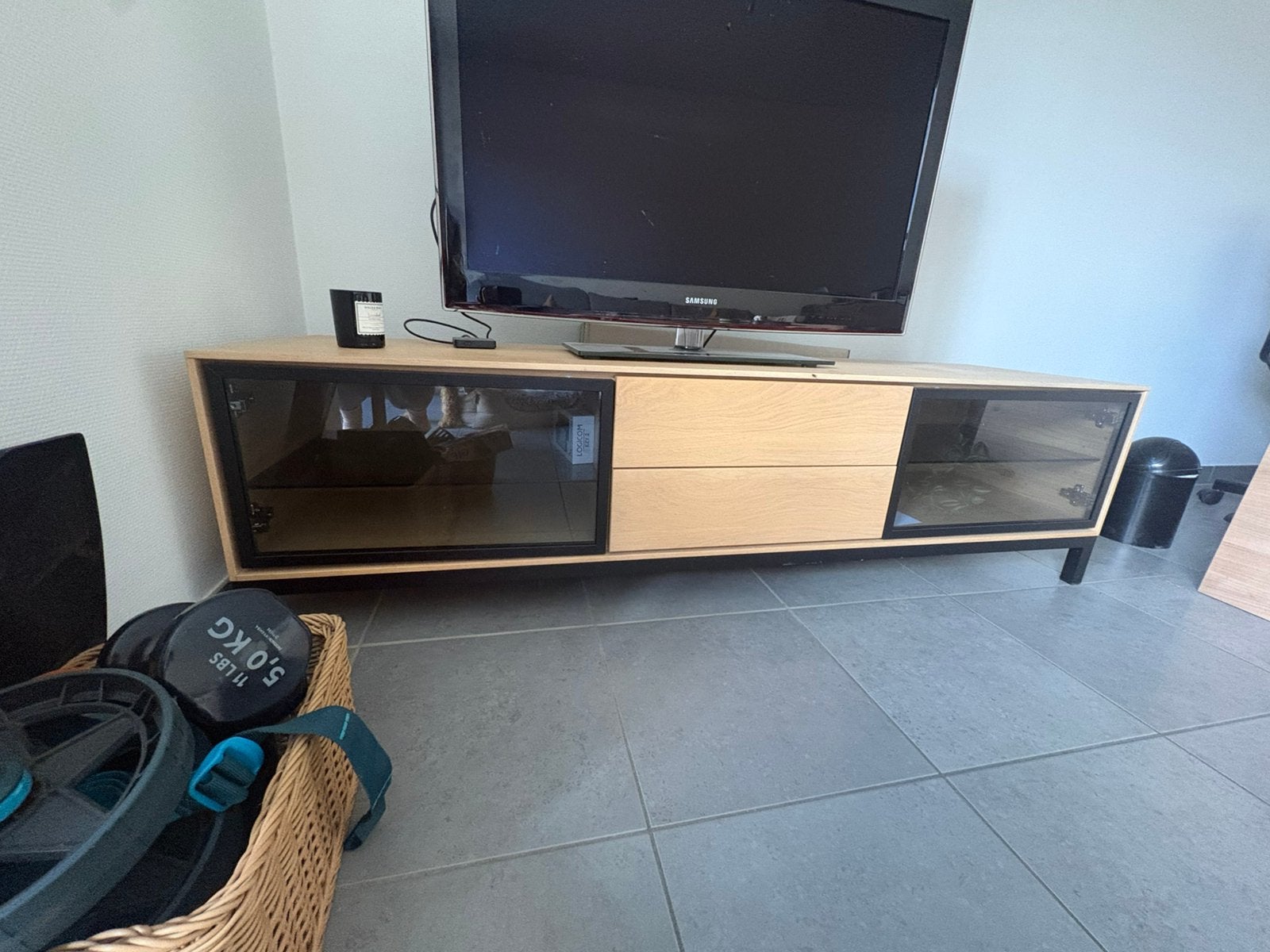 Tv meubel, Enlèvement, Comme neuf