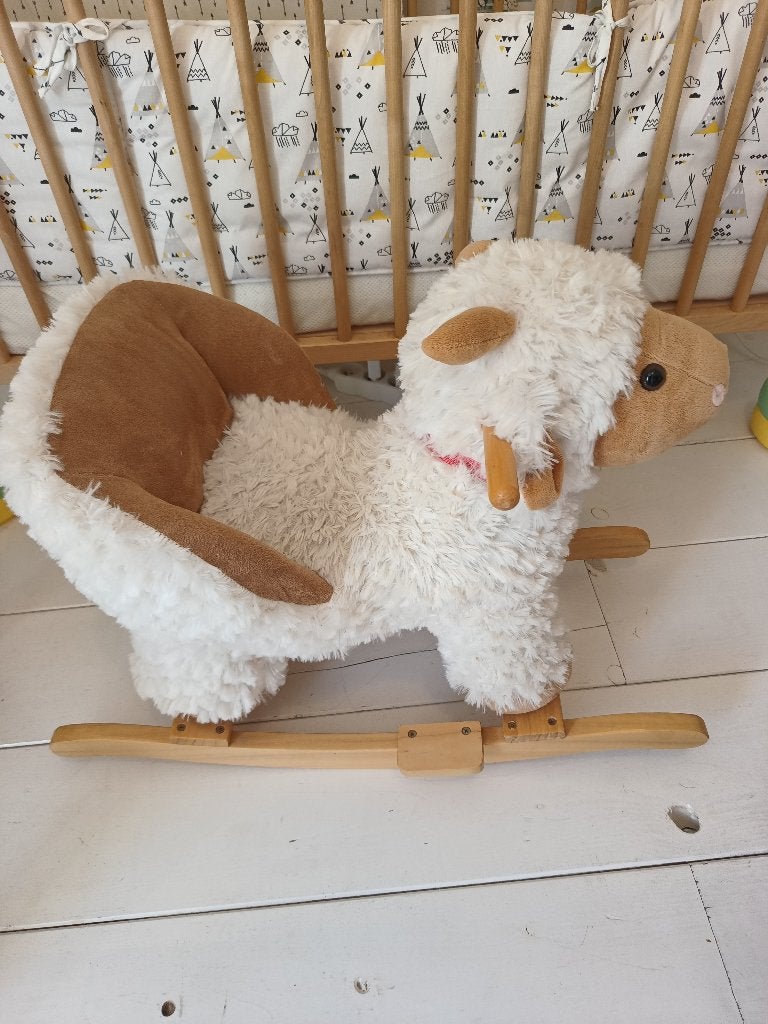 Hobbeldier / schommelpaard voor baby/peuter (schaap), Kinderen en Baby's, Ophalen, Gebruikt, Rij- of Hobbelspeelgoed