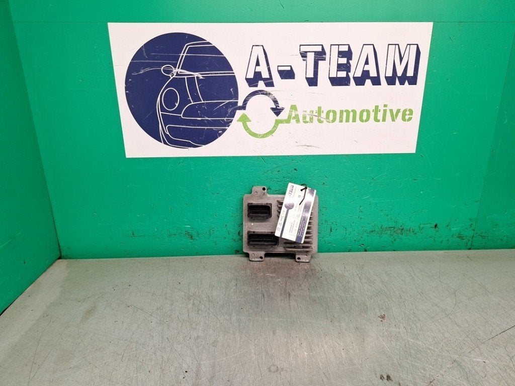 CALCULATEUR MOTEUR ECU Opel Corsa D (|E8355576691|), Utilisé, Opel