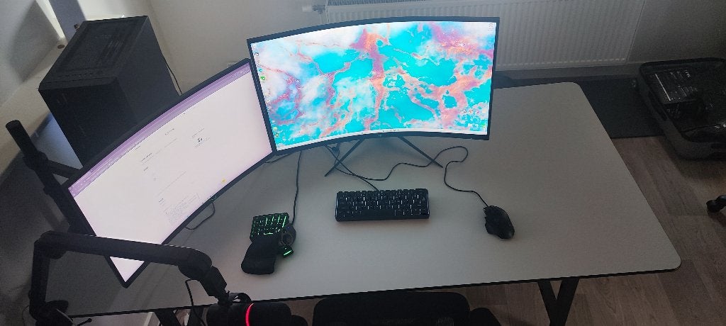 used PC, Informatique & Logiciels, Ordinateurs de bureau, Comme neuf, 4 Ghz ou plus, SSD, 64 GB ou plus, Avec carte vidéo, Avec moniteur