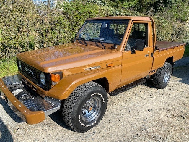 TOYOTA BJ 75 64.000 KM, Auto's, Toyota, 3500 cc, Bruin, Bedrijf, Vierwielaandrijving