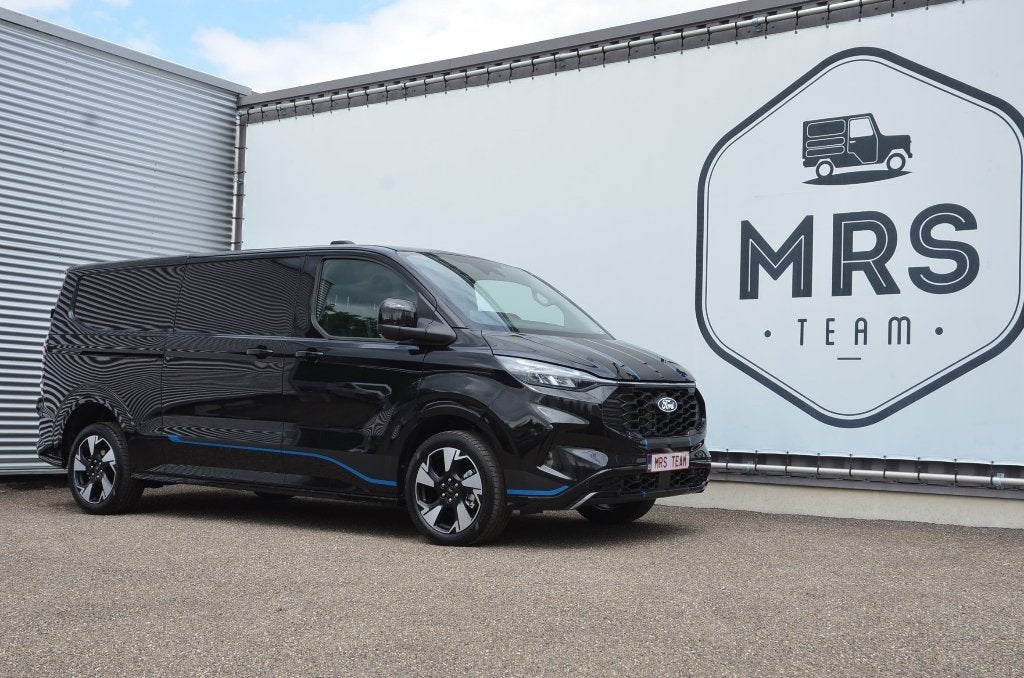 Ford Transit Custom- SPORT- Automaat- ACC- Nieuw- 38500+BTW, Auto's, Bestelwagens en Lichte vracht, Automaat, https://public.car-pass.be/vhr/8448fc72-bf8e-4eef-894d-7f546c73d36b