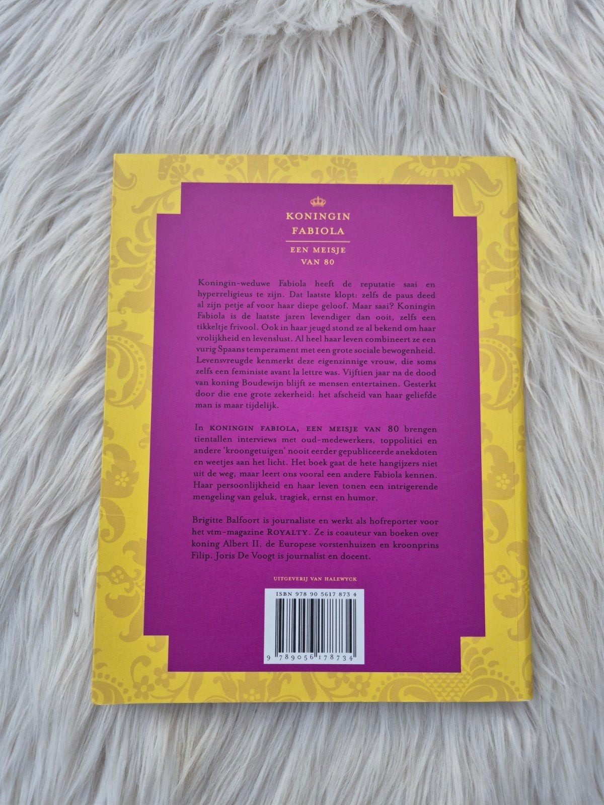 Boek: Brigitte Balfoort & Joris Van Voogt - Koningin Fabiola, Ophalen of Verzenden, Zo goed als nieuw, Tijdschrift of Boek