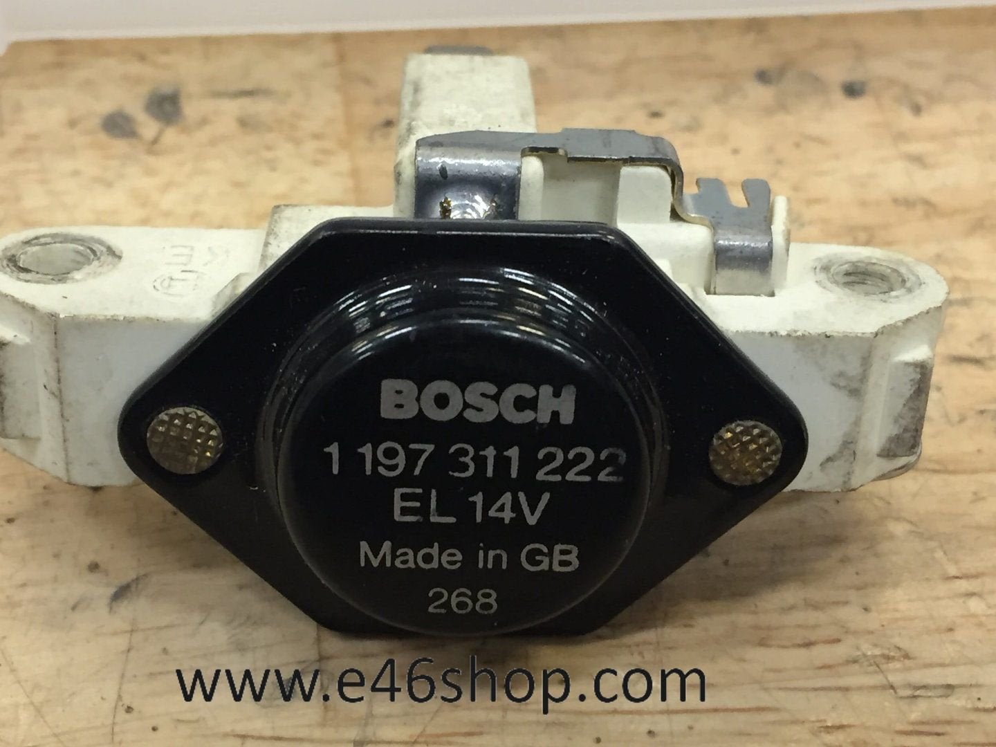 Bosch spanningsregelaar 1197311222, Neuf, -, -, Enlèvement ou Envoi