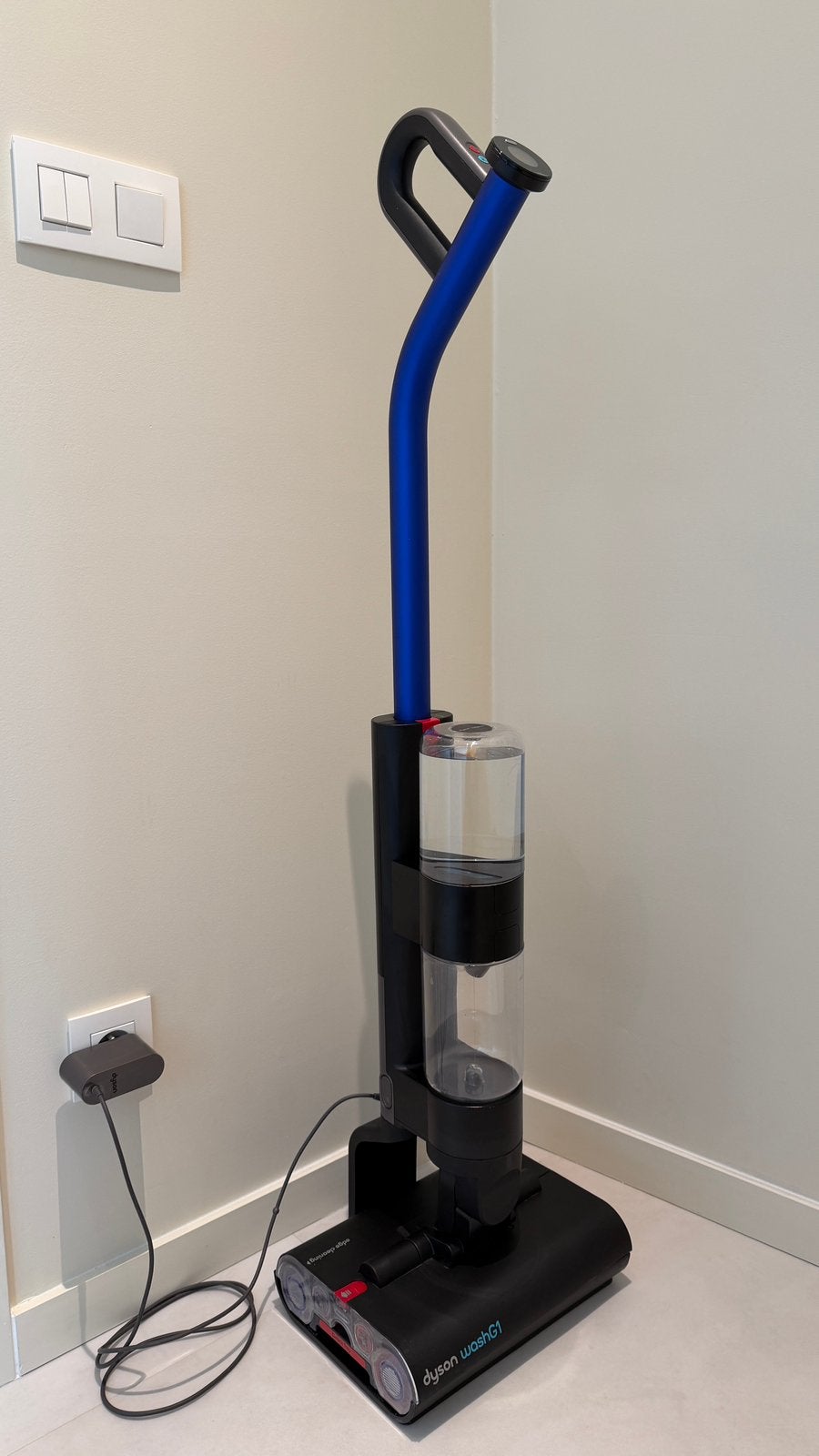 Dyson wash g1 - toujours sous garantie, Electroménager, Aspirateurs, Réservoir, Convient aux sols durs, Comme neuf, Enlèvement
