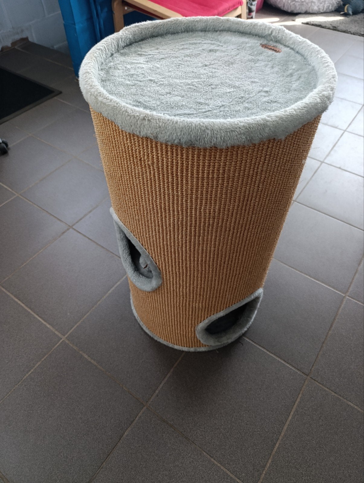 katten paal, Ophalen