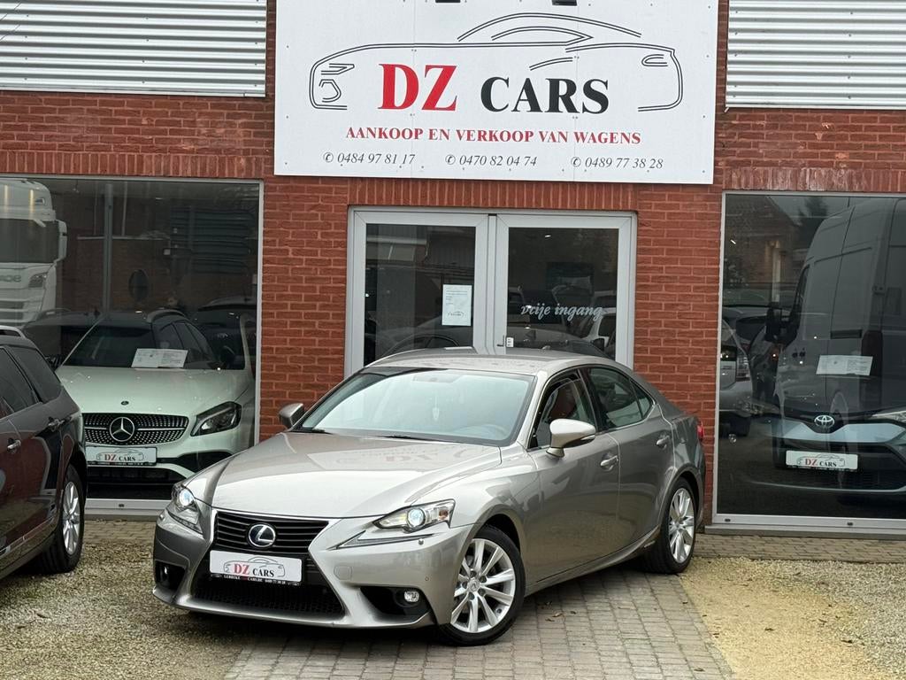 LEXUS IS300 HYBRID 2.5I 181PK |NAVI | LEDER |KEY LESS START, Auto's, Lexus, Euro 5, Achterwielaandrijving, 4 cilinders, 103 g/km