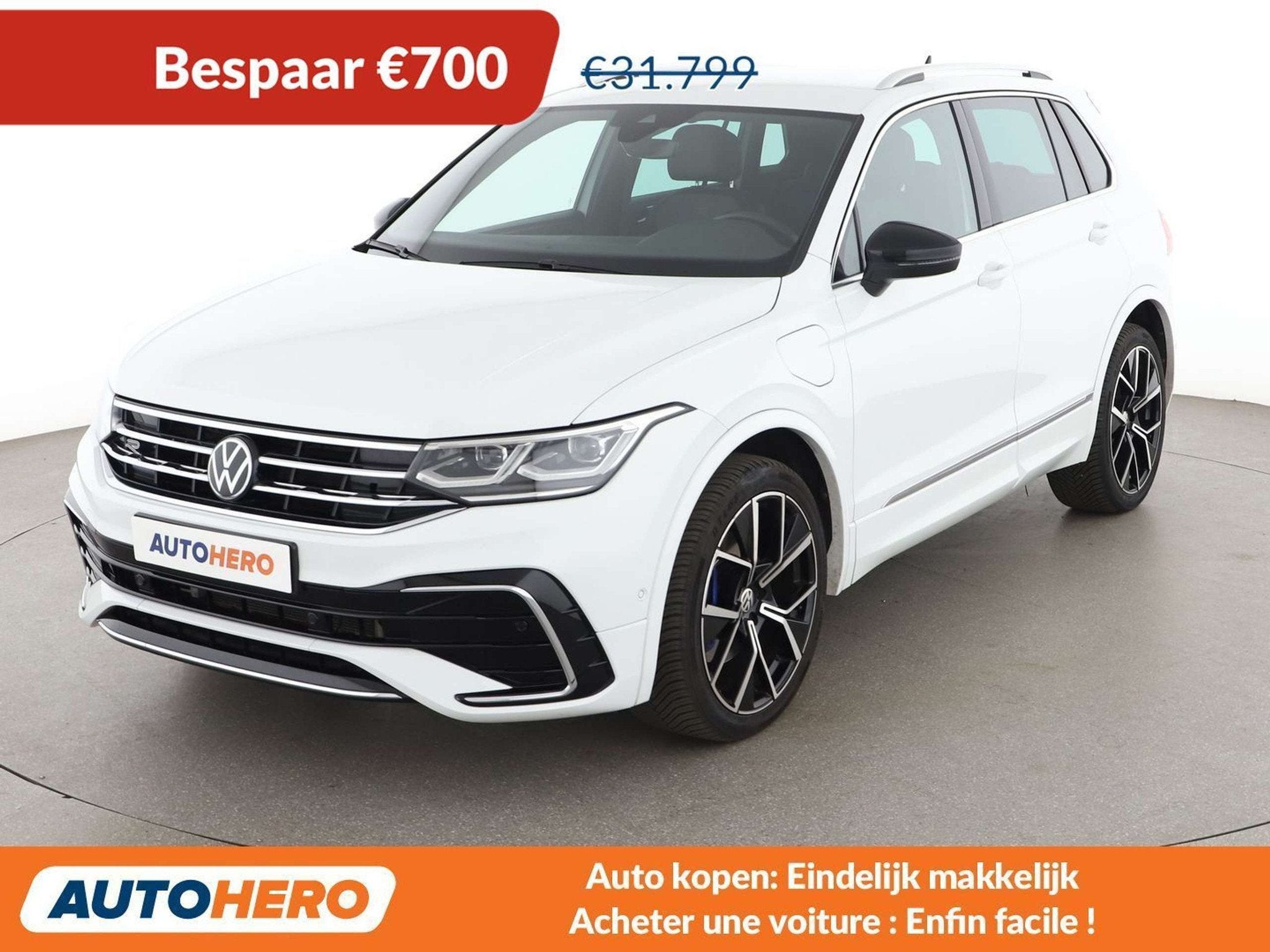 Volkswagen Tiguan 1.4 eHybrid R-Line (bj 2023, automaat), Auto's, 245 pk, Gebruikt, 34 g/km, Wit