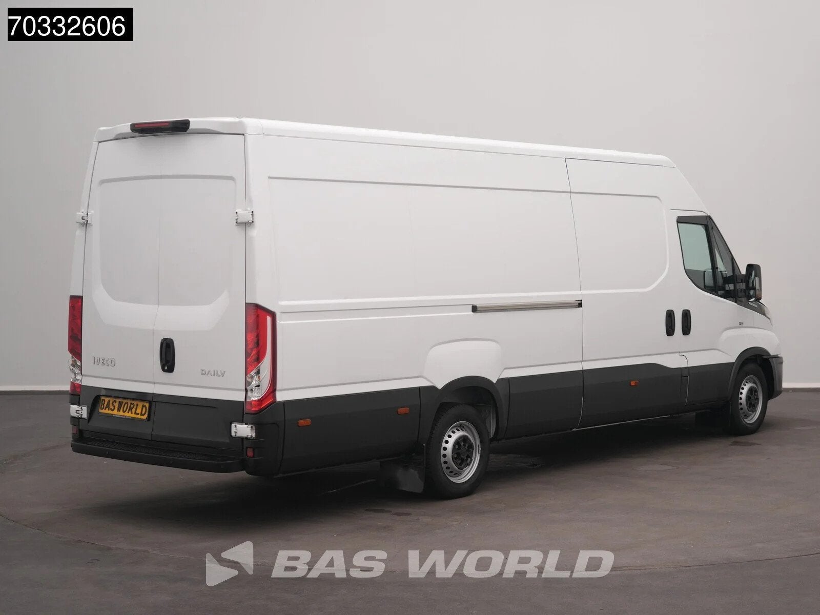 Iveco Daily 35S16 Automaat L3H2 Airco Camera Parkeersensoren, Auto's, Automaat, Stof, Gebruikt, Euro 6