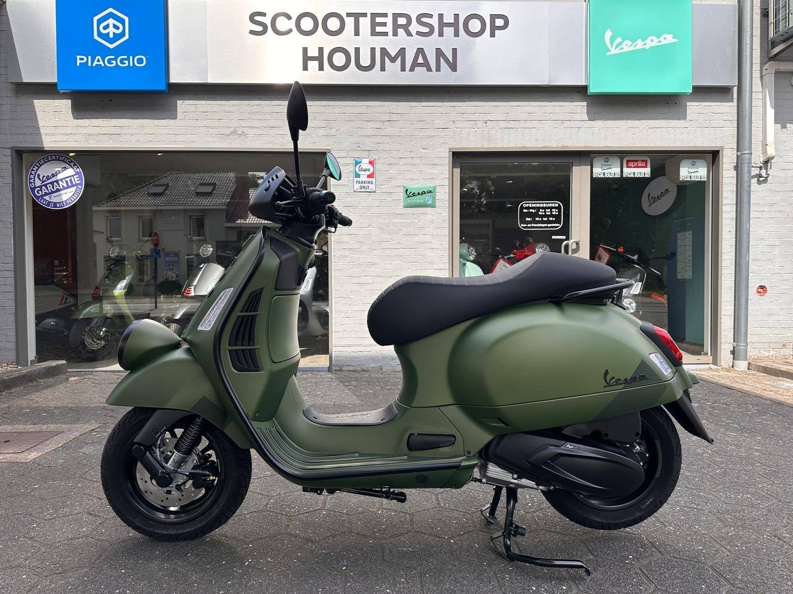 Vespa GTV 310 cc 80th Verde Ribelle Matt (nr.13), Fietsen en Brommers, Nieuw, Benzine, 310 cc, Overige modellen