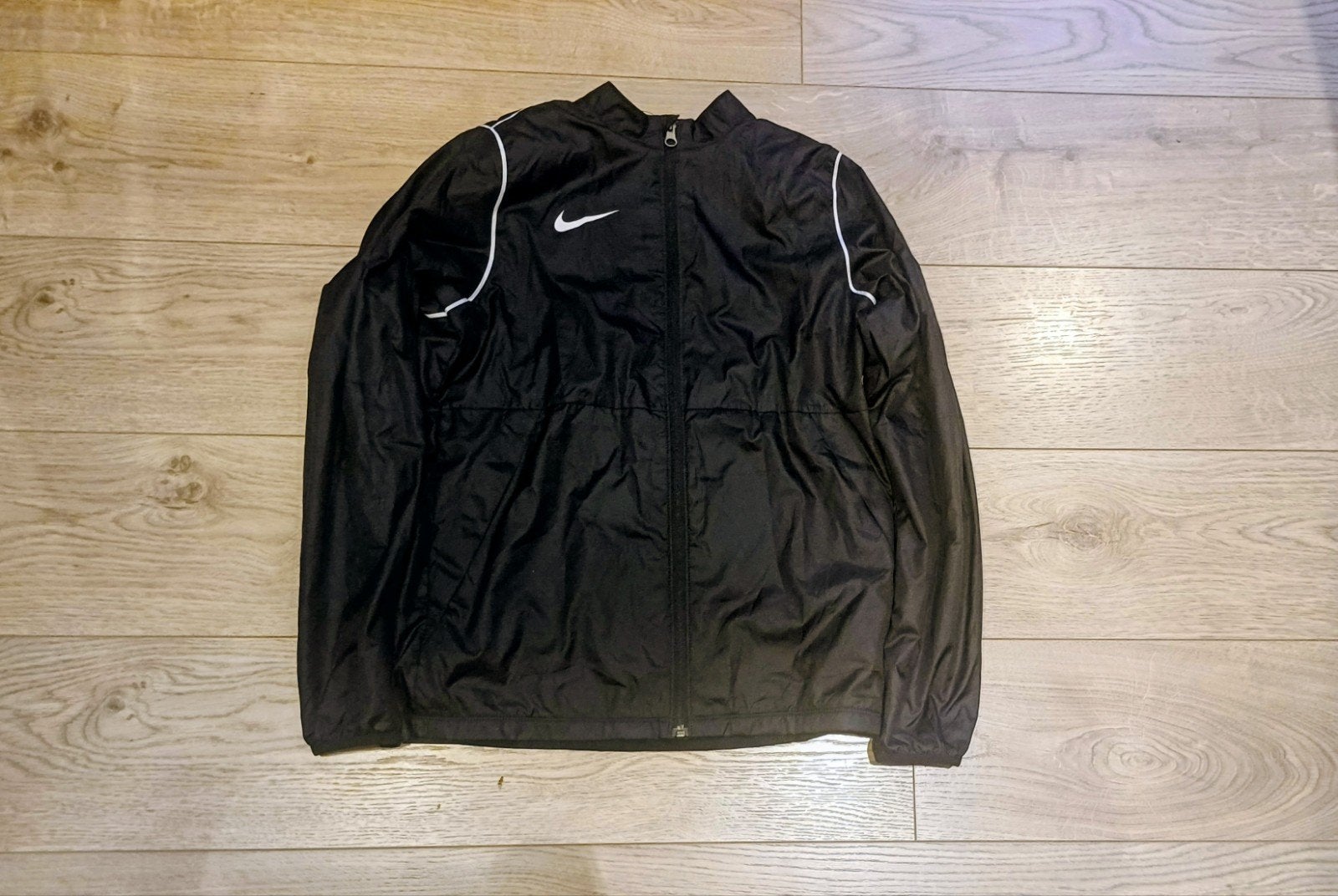 veste Nike Coupe Vent taille S noir, Neuf, Enlèvement ou Envoi, Nike, Taille 46 (S) ou plus petite