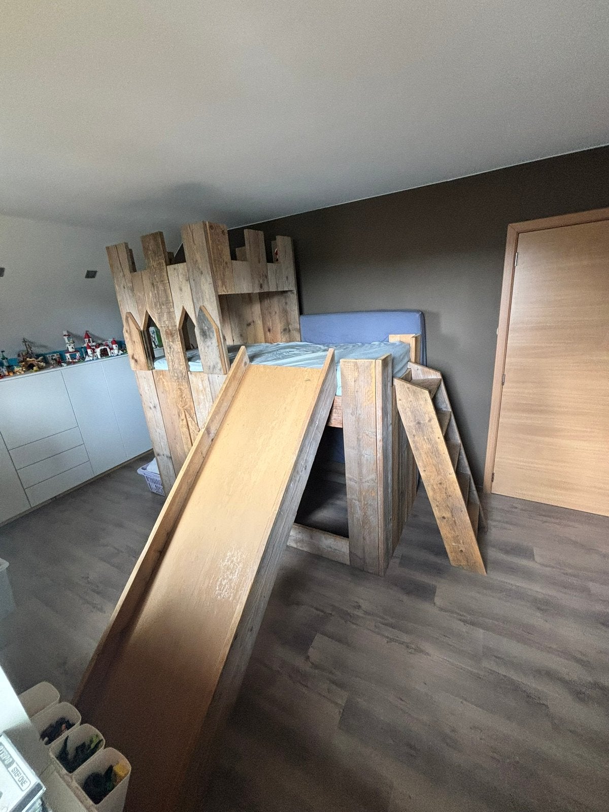 Kinderbed van steigerhout, Ophalen, Gebruikt, Hoogslaper